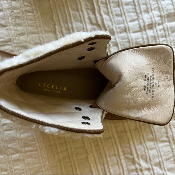 Cecelia Sherpa Boots - Picture 9 of 10